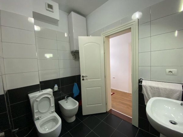 📢Shitet Apartament 3+1 te Stacioni i Fundit te Tiranes Re🔑