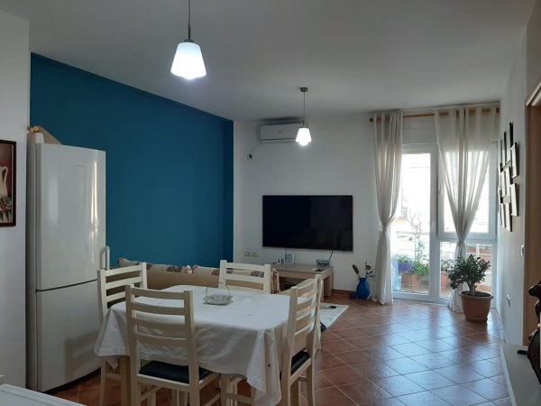 Apartament 2+1 me qera tek Prokuroria e Tiranes