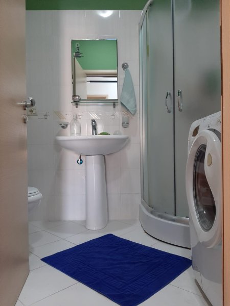 Apartament 2+1 me qera tek Prokuroria e Tiranes