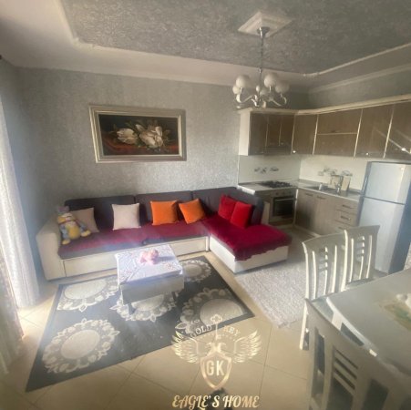 Qera Apartament 
• 1+1 + Ballkon 
• 55 Metra 
• Kati 2 Banim 
🏡Spitali, Klinika Dr.Ilir Shanit🏡
• 25'000 leke ne muaj✅