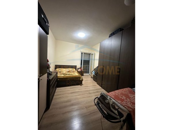 Shitet, Apartament 3+1+2, Rezidenca Kodra e Diellit 1, Tiranë
219,000 €