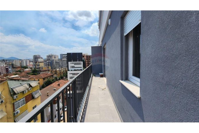 Ofrojme per shitje Apartament 1+1 tek Rr.Dibres