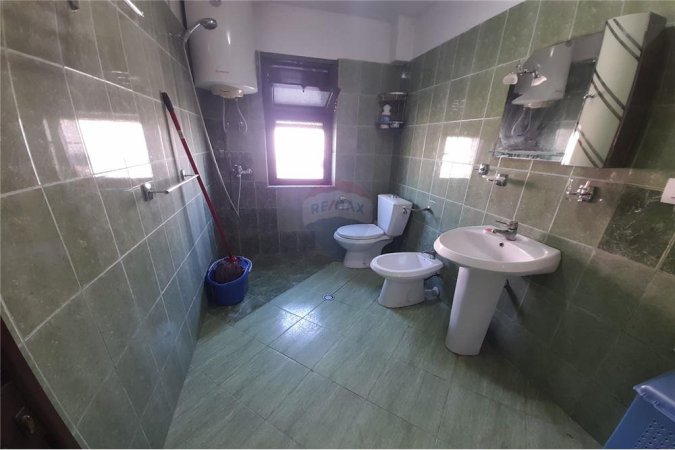 Apartament 1+1 per shitje te Materniteti Ri