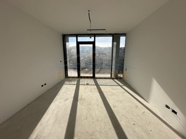 Tirane, shitet apartament 3+1 Kati 8, 156 m² 469200Euro (LIQENI I THATE)
