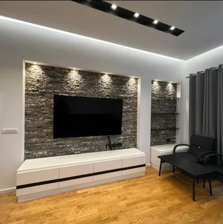 Shitet Apartament 2+1+2