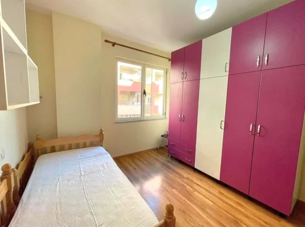 Apartament me qera 2+1+2