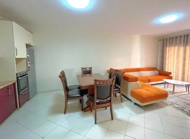 Apartament me qera 2+1+2