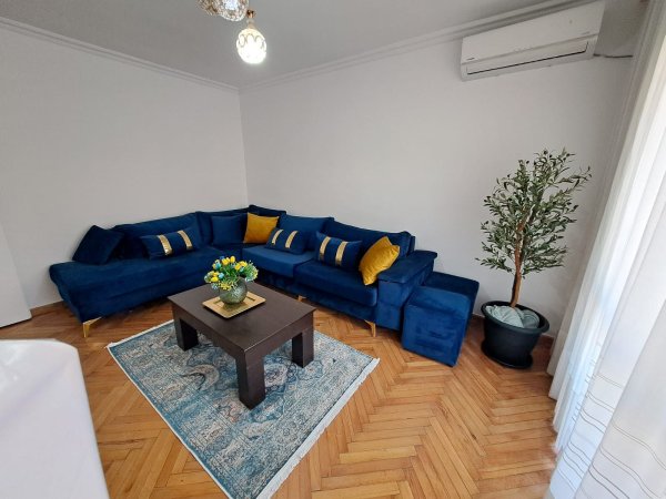 Apartament 2+1 me qera