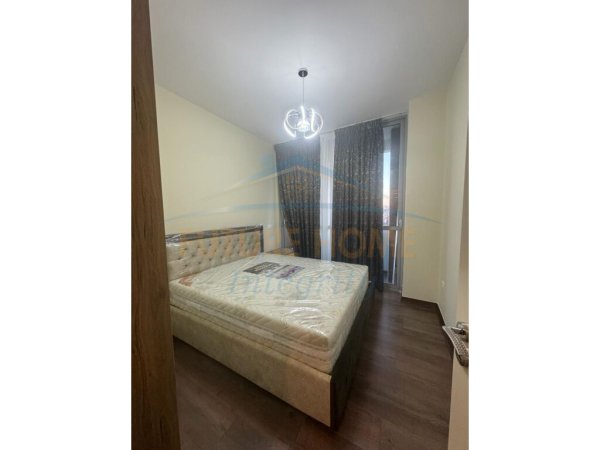 Qera, Apartament 2+1, Ish Tregu Elektrik, Tiranë. 800 EURO