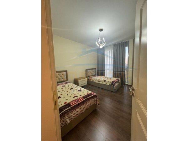 Qera, Apartament 2+1, Ish Tregu Elektrik, Tiranë. 800 EURO