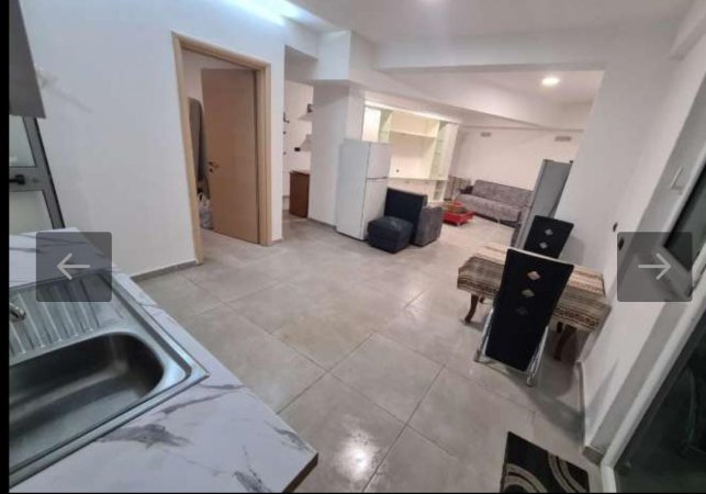 Jepet Me Qera Apartament 1+1 Ne Fresk (ID B210575) Tirane