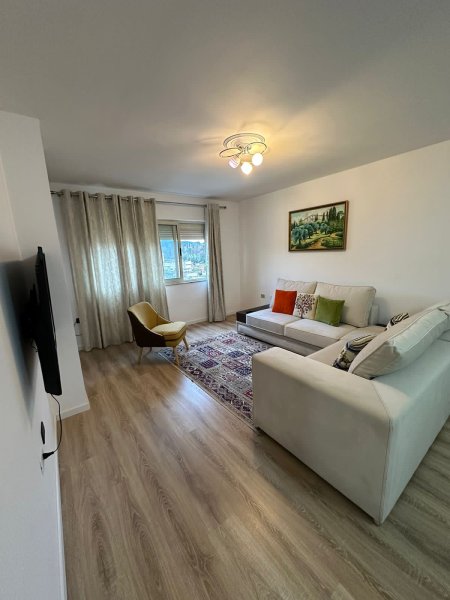 Apartament 2+1 me Qera