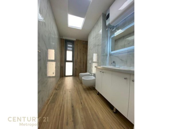 FIORI DI BOSCO, JEPET ME QIRA APARTAMENT 2+1+2+POST PARKIMI!
