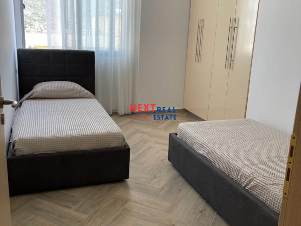 JEPET ME QERA AFATGJATE APARTAMENT 2+1 NE VLORE