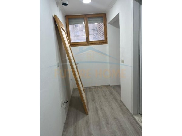 Shitet , Apartament 1+1 , 21 Dhjetori , Tirane