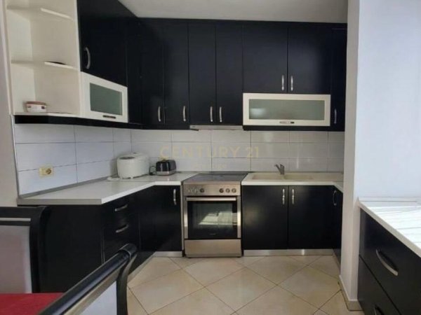 APARTAMENT 2+1 ME QIRA, PRANE ELEONORES, KODRA E DIELLIT!