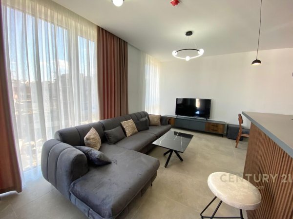 QIRA, APARTAMENT MODERN 2+1+2+POST PARKIMI , LIQENI I THATE !