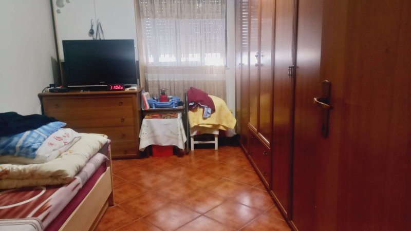 Te ish Fusha e Aviacionit ofrojme per shitje apartament 2+1