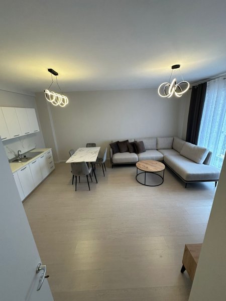 📢 Jepet Apartament 2+1 me qera, te Ish Fusha e Aviacionit🔑