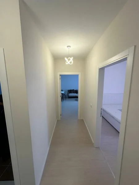 📢 Jepet Apartament 2+1 me qera, te Ish Fusha e Aviacionit🔑