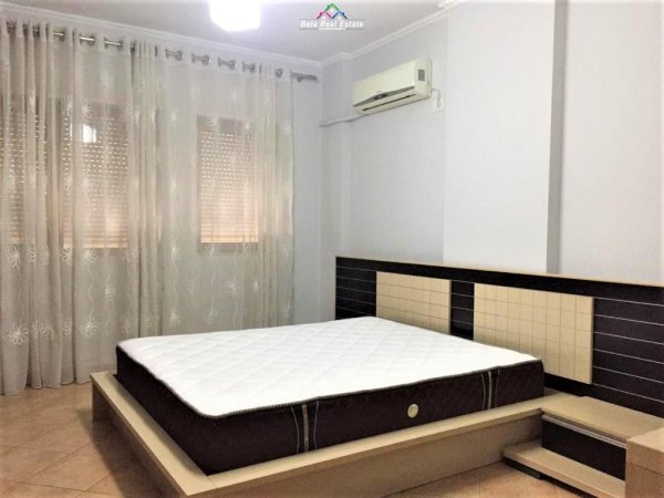 Apartament Me Qera 2+1 Ne Myslym Shyri (ID B220715) Tirane.