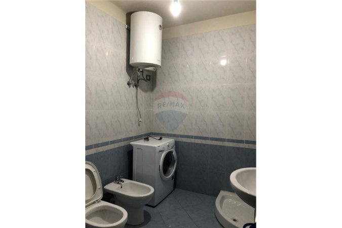 JEPET APARTAMENT ME QIRA 1+1 te Rruga e Dibres Selvia