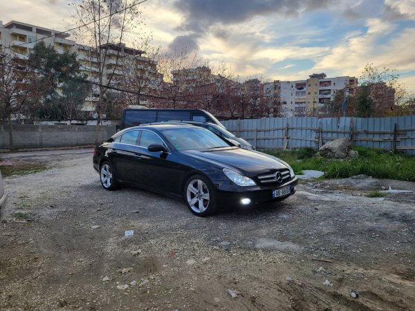 CLS 320 Facelift 2008 . 6900 Euro i diskutushem. *Arsye Emigrimi*