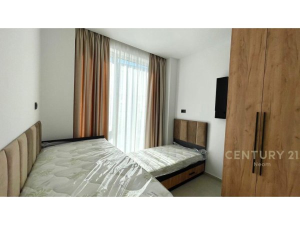 QIRA, APARTAMENT MODERN 2+1+2+POST PARKIMI , LIQENI I THATE