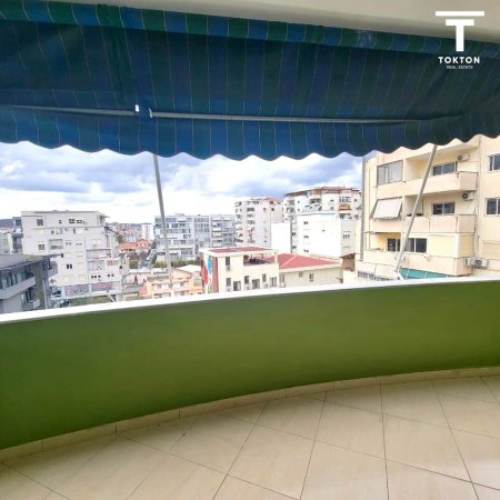 Apartament me Qira “ Komuna e Parisit”