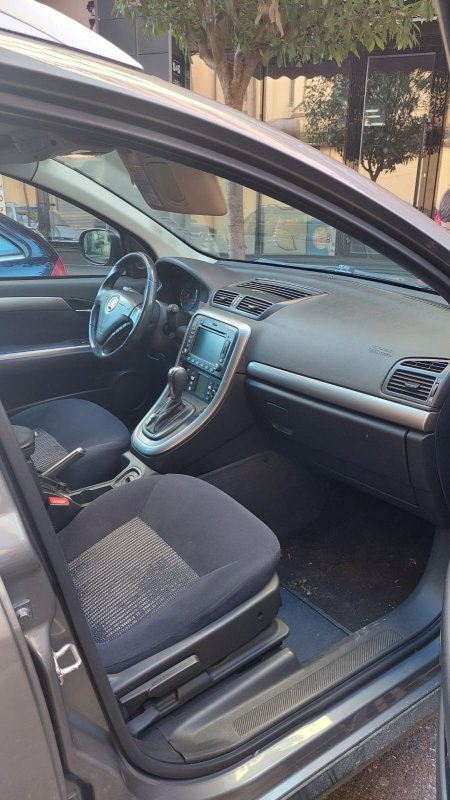 Shitet Fiat Croma 1.9 jtd automat 4.500€ i diskutueshem