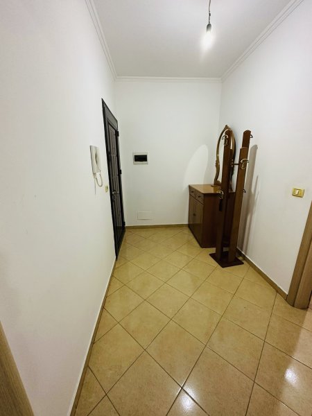 ⚜ APARTAMENT 2+1 ME QERA NE YZBERISHT