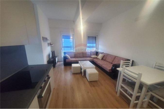 Apartament - Me Qira - Ali Demi, Shqipëri