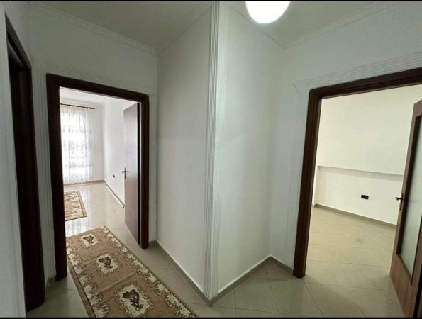 Shitet Apartament 1+1 ne Astir prane Fratarit