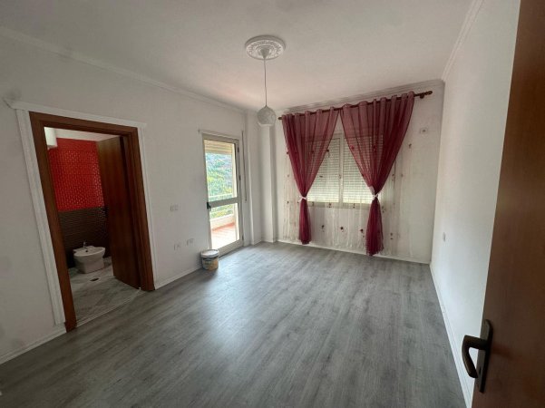 Shesim Apartament 2+1+2 te Muraga