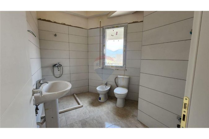 Apartament - Në Shitje - Rruga e Dibrës, Shqipëri