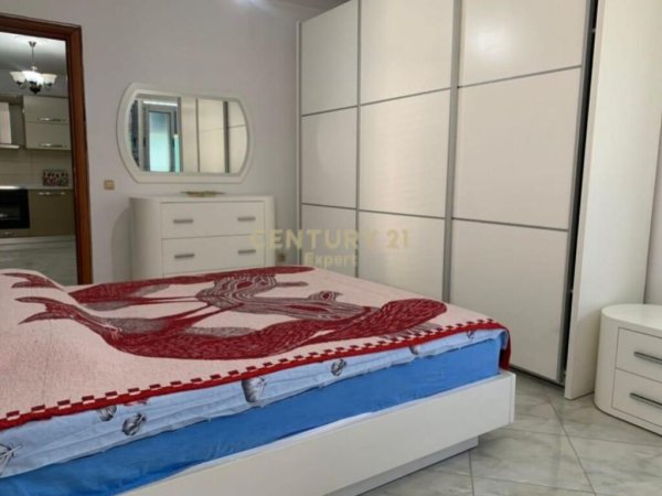 SHESIM APARTAMENT 3+1+ VERANDE NE LAPRAKE.