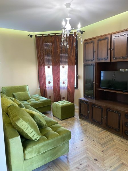 Jepet me qera Apartament 1+1 ne Selite, 65 m2.