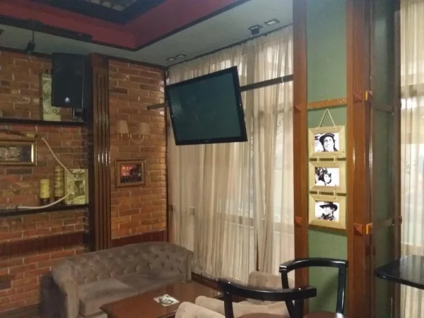 Lokal ne shitje prane Stacionit te Trenit 200.000 euro