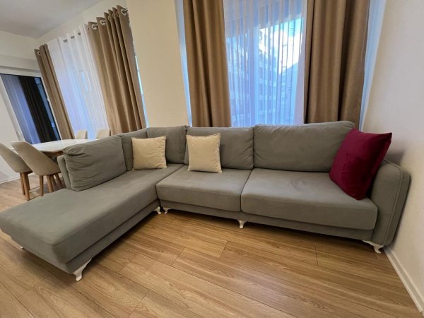 Apartament 3+1 Me Qera Tek 21 Dhjetori Kompleksi Kontakt (ID B2384) Tirane