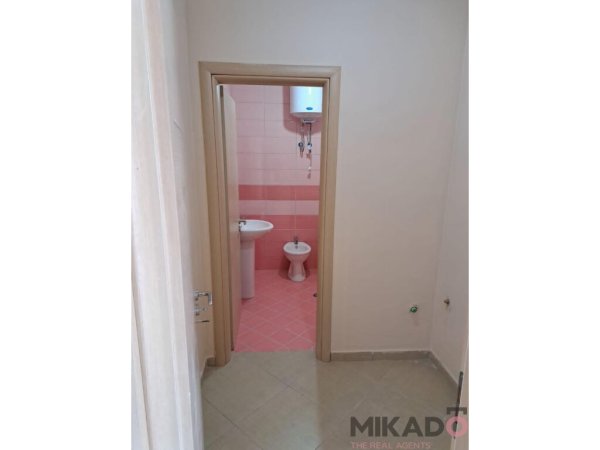 Shitet Apartament 2+1+2 tek Kompleksi "Mangalem", Ali Dem!