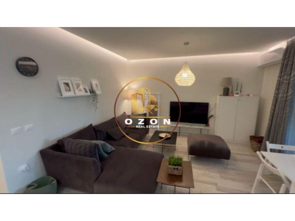 Apartament Luksoz 2+1 me Oborr për shitje në Rezidencën San Pietro, Gjiri i Lalzit!