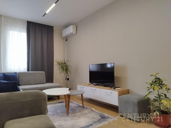 epet me qira apartament në rrugën 5 Maji te "Concord Center"