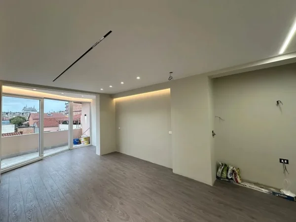 Apartament ne shitje!