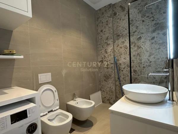 Jepet me qira apartament 1+1 me vendodhje tek "Garden Building