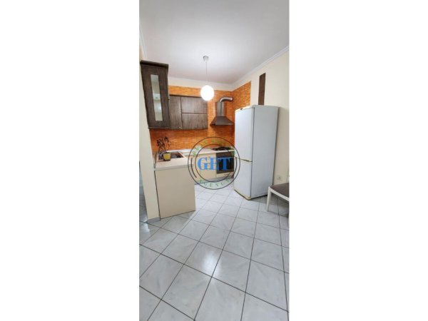 Shitet, Apartament 2+1 në Plazh Iliria, Durres.