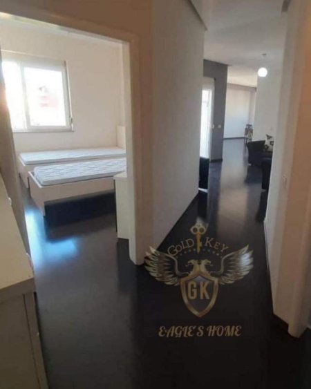 Durres, jepet me qera apartament 2+1 Kati 8, 110 m² 300 Euro (Lagjja Sefer Efendiu Gjykata)