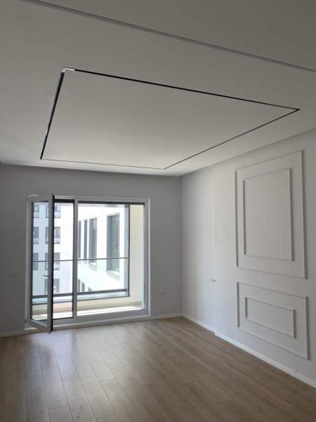 Tirane, jepet me qera apartament 2+1 Kati 5, 92 m² 500 Euro (Frosinina Plaku)
