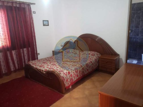 Tirane, jepet me qera shtepi 2+1+A+BLK Kati 2, 100 m² 39.000 Leke (fusha aviacionit)