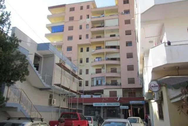 Fier, Shitet Ambjent Biznesi/Njesi me siperfaqe 114 m², Cmimi Referues 12.840.000 Leke, (Lagjja “Apollonia”)