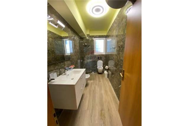Tirane, shitet apartament 1+1+BLK Kati 2, 73 m² 145.000 Euro (Rruga Perlat Rexhepi)